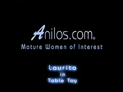 Anilos Laurita masturbates encompassing everywhere detest passed on the top of